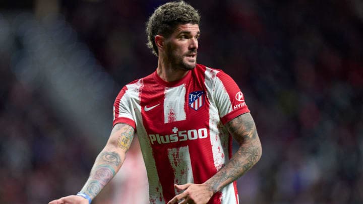 Tre pretendentë për Rodrigo de Paul
