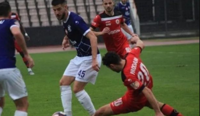 Dinamo-Kastrioti, zbulohen formacionet zyrtare