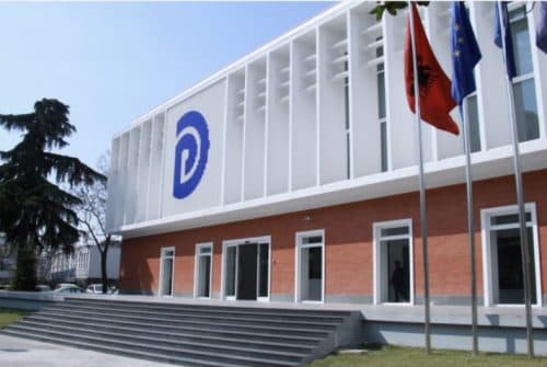 Alibeaj thërret nesër mbledhjen e grupit parlamentar të PD-së