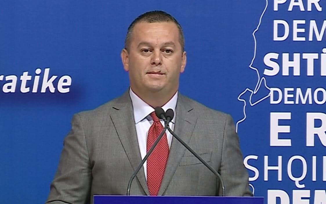 Bushati: Zgjedhjet për kryetar dege po përçajnë bazën, na duhet një Kuvend Pajtimi