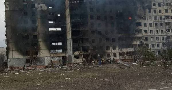 Sulmohet qendra Caritas në Mariupol, regjistrohen 7 viktima