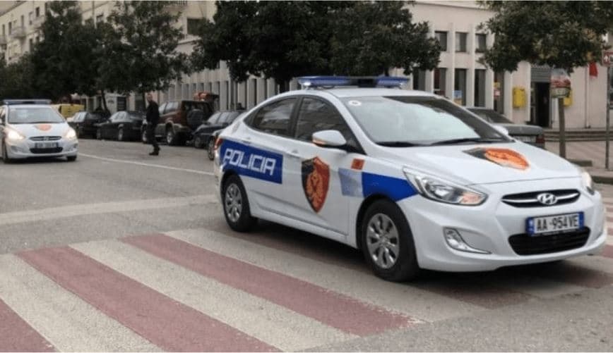 Qëlloi me armë zjarri 35-vjeçarin, policia në kërkim të riut nga Kombinati