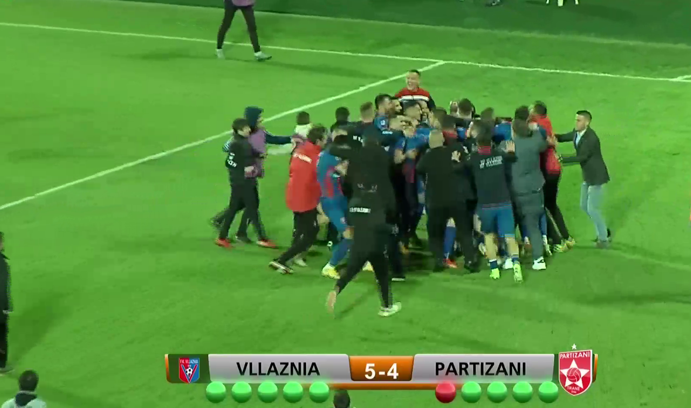 Festë në Shkodër/ Vllaznia në finalen e Kupës, eliminon Partizanin pas penalltive