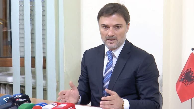Alibeaj prezanton ‘platformën e bashkimit’: PD edhe e të përjashtuarve dhe pezulluarve