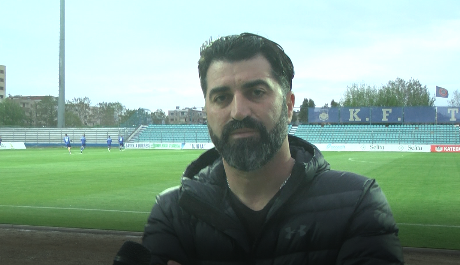 Plori: Lojtarët nuk dinë të bëjnë futboll të pistë, arbitri na hoqi fitoren