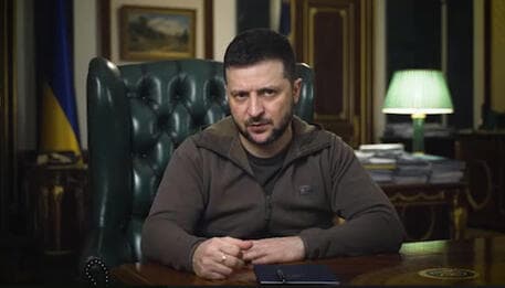 Zelensky: Nuk do ia dorëzojmë Donbasin Rusisë