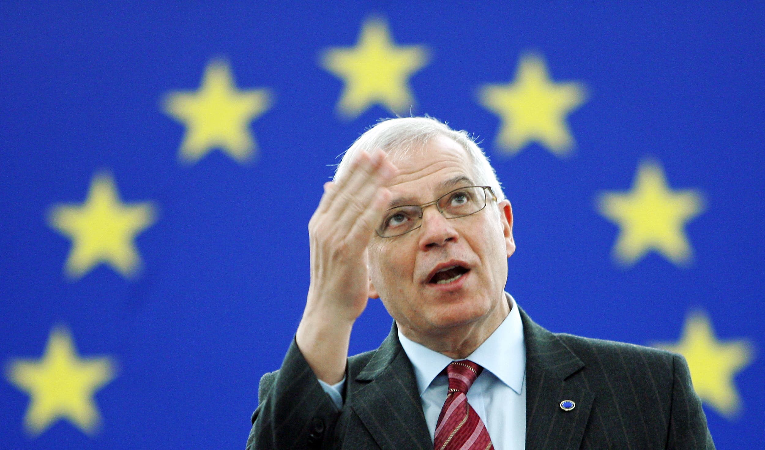 Borrell: Dënojmë bombardimet e vazhdueshme të civilëve në Ukrainë