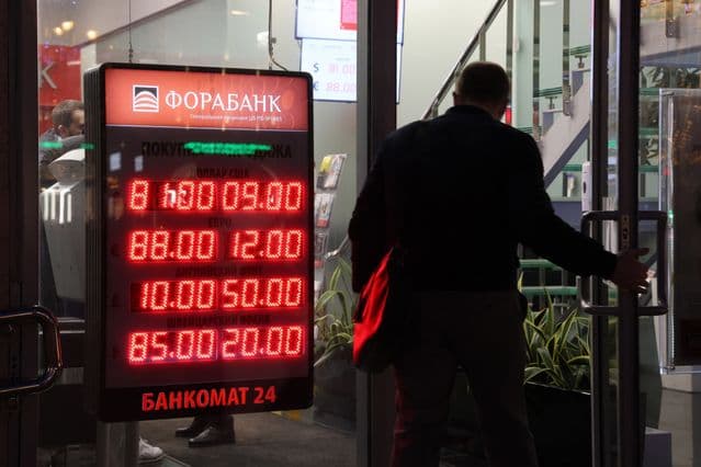 Largimi i kompanive nga Moska, 200 mijë persona rrezikojnë të humbin punën