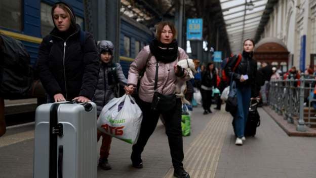 Lviv bëhet 'qendër humanitare' për civilët