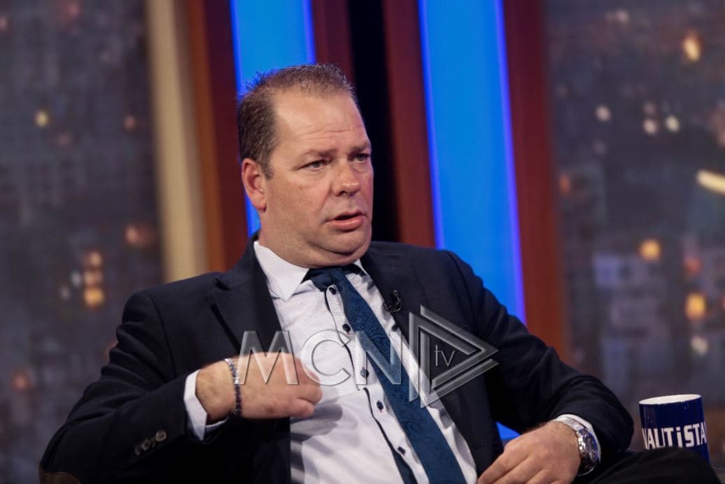 Kulluri: I njëjti kandidat për kryeministër pas 32 vitesh, jemi i vetmi vend në botë!