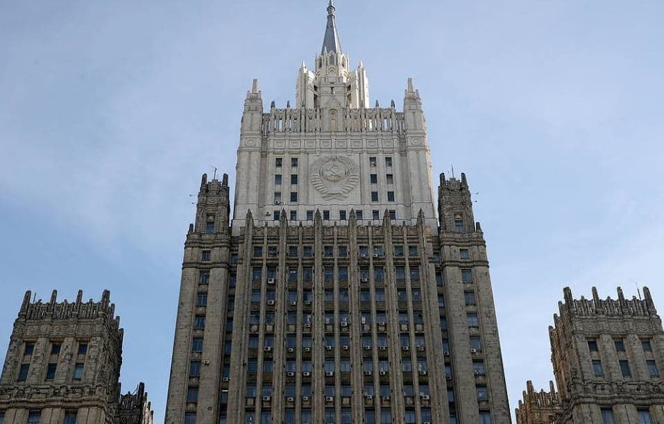 Rusia: Lufta do të përfundojë kur të zhduket kërcënimi i NATO-s 