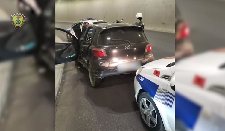 Përplasi këmbësorin në Tiranë dhe tentoi t’i shpëtonte policisë, arrestohet 30-vjeçari