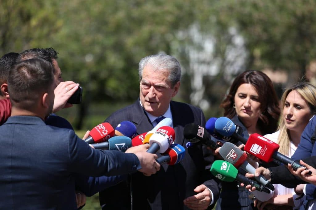 Berisha: Farsë e shëmtuar për zgjedhjen e Presidentit, praktikë që nxjerr nga zyrat e Ramës kë do ai