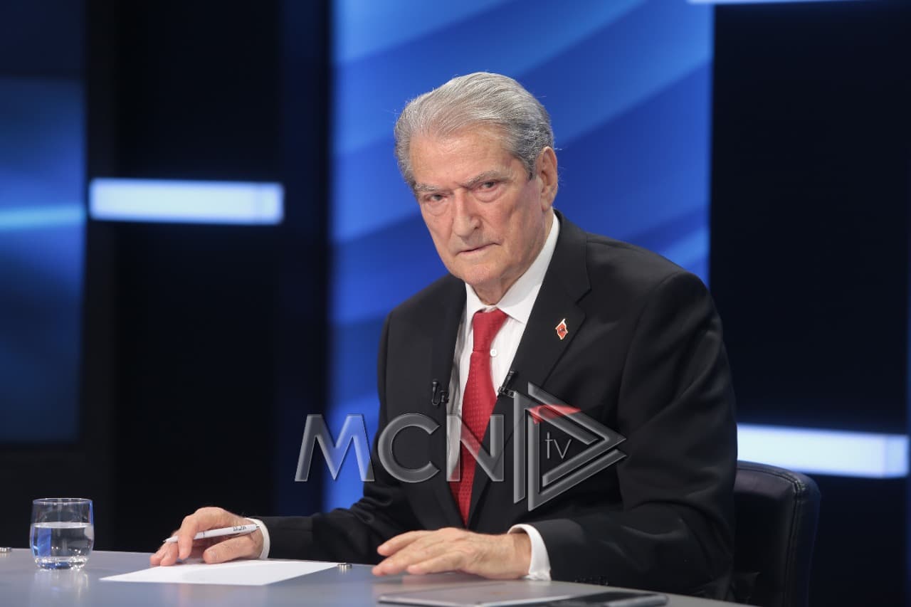 Berisha për reagimin e Kim: Pozicion qesharak i guvernatores, merr përsipër të interpretojë rregulloren e parlamentit