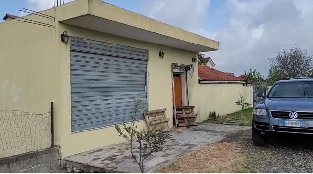 Tritol dyqanit në Durrës, raportohen vetëm dëme materiale