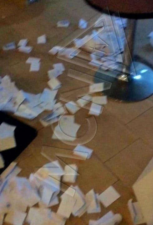 Thyhet kutia e votimit dhe digjen fletët, pezullohet procesi i votimit në Malësinë e Madhe
