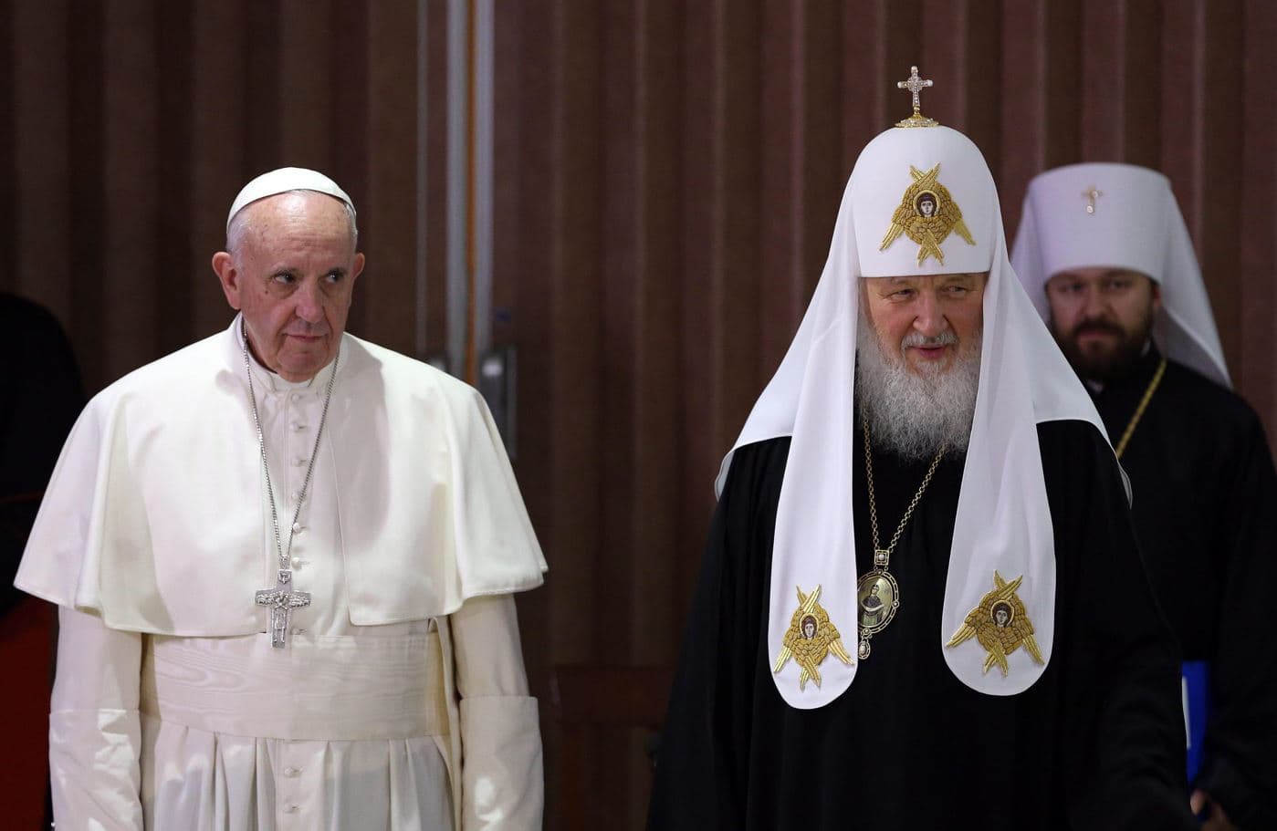 Papa Françesku i shkruan Patriarkut rus Kirill: Le të jemi paqebërës 
