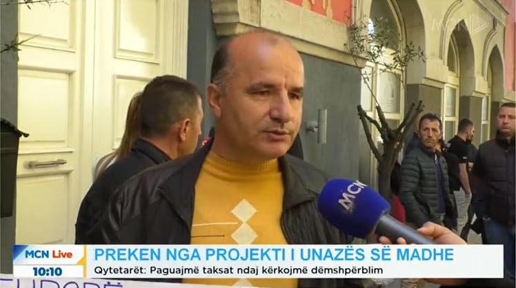 Shembjet e banesave/ Banorët, protestë te MI: U devijua projekti për interesa të oligarkëve