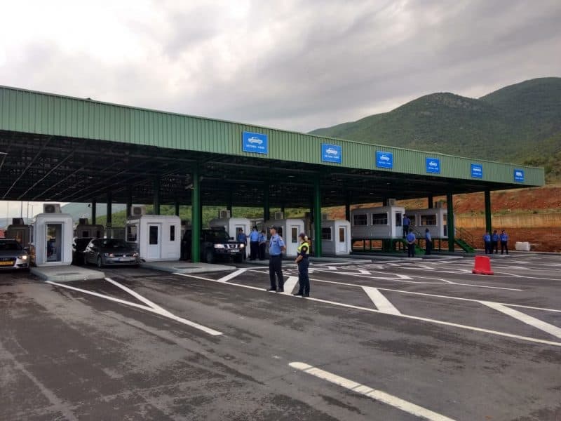 Tenton të trafikojë kanabis drejt Malit të Zi, pranga një personi në Muriqan