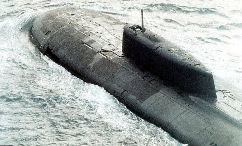 Rusia përdori një nëndetëse për të lëshuar raketa drejt Ukrainës
