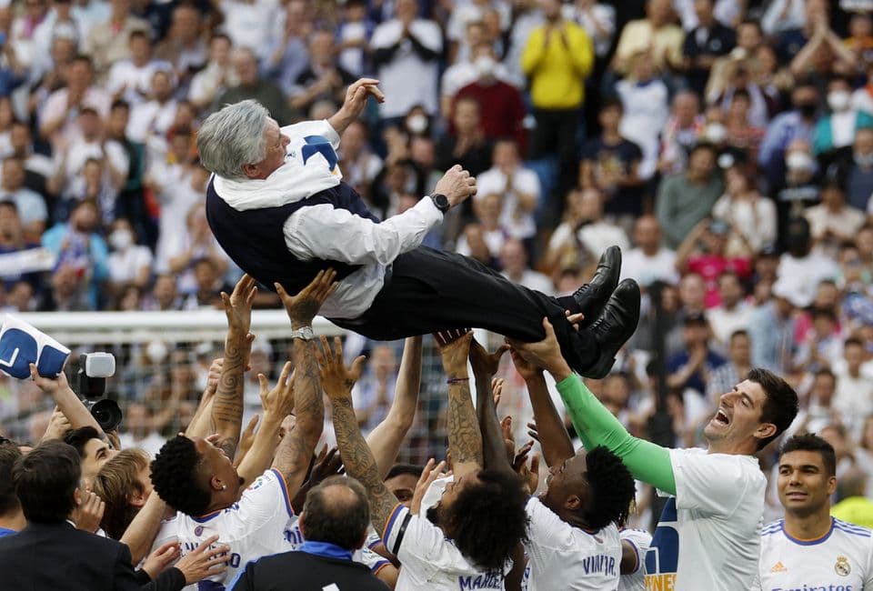 Ancelotti, trajneri i parë që fiton pesë ligat më të mira të Evropës