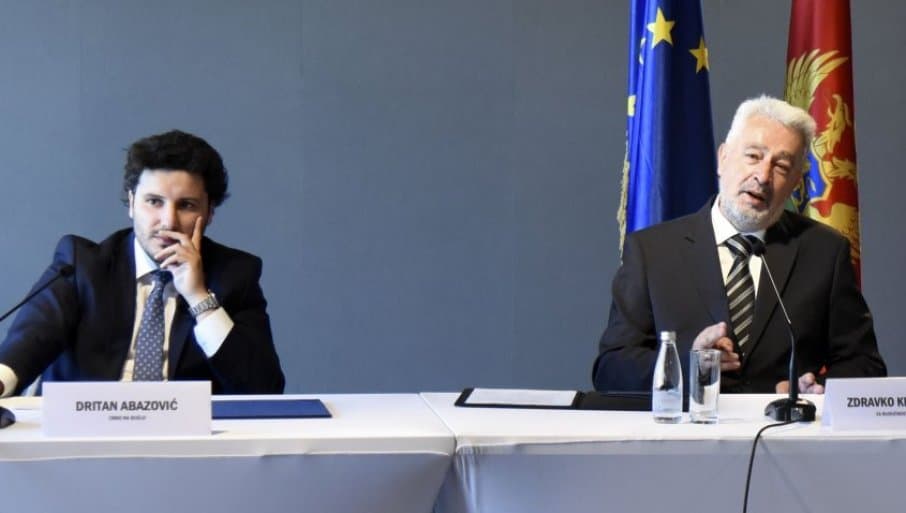    Ish-kryeministri i Malit të Zi, Krivokapiç nuk ia dorëzon detyrën kryeministrit Abazoviçit