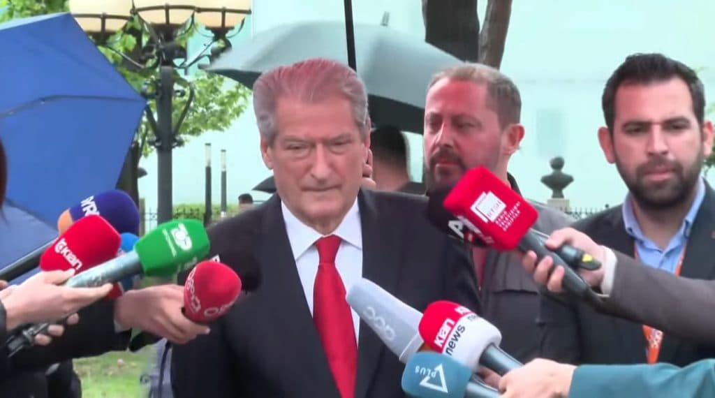  Berisha pas fjalës së Zelenskyt: Ftesa e Ramës për turistët rus, absurde. Të largojmë amabasadorin rus nga Tirana
