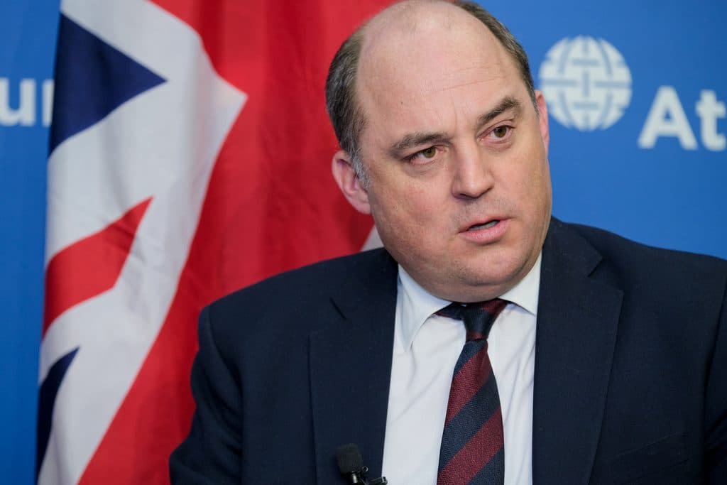 Ministri britanik i Mbrojtjes: E paimagjinueshme të mos mbështesim Finalndën nëse sulmohet!