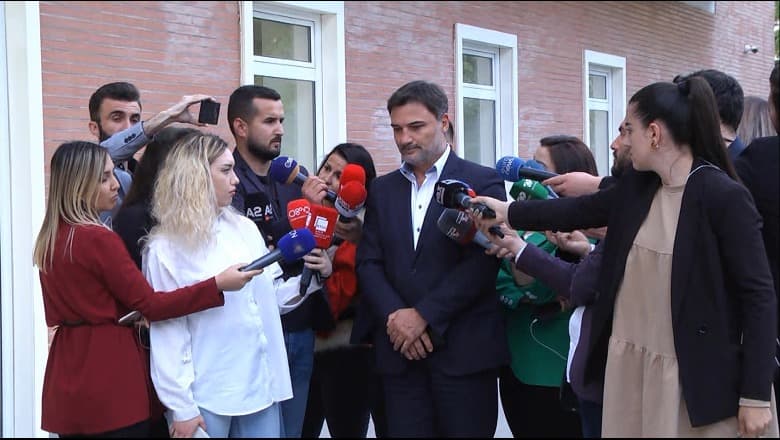 21 deputetë i përgjigjen ftesës së Alibeajt/ “Rithemelimi” mbledh urgjent Këshillin Kombëtar (VIDEO)