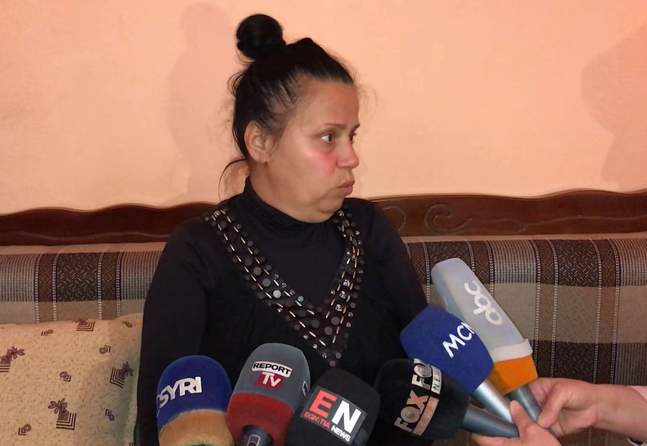 Flet motra e gruas që u vetëvra: Nuk ishte në depresion, dhunohej nga burri dhe familjarët! (VIDEO)