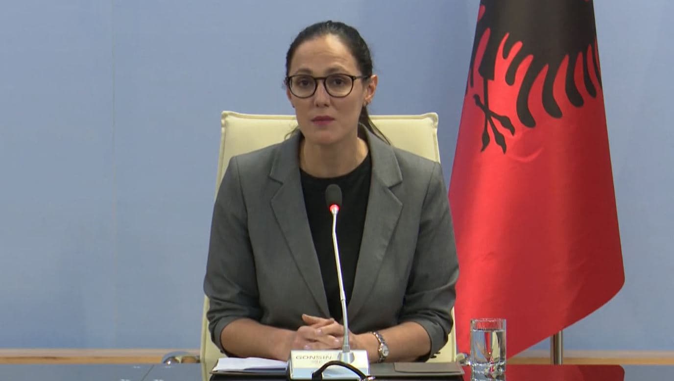  Vendimi/ Ibrahimaj: Nga nesër importojmë vaj luledielli nga Maqedonia e Veriut