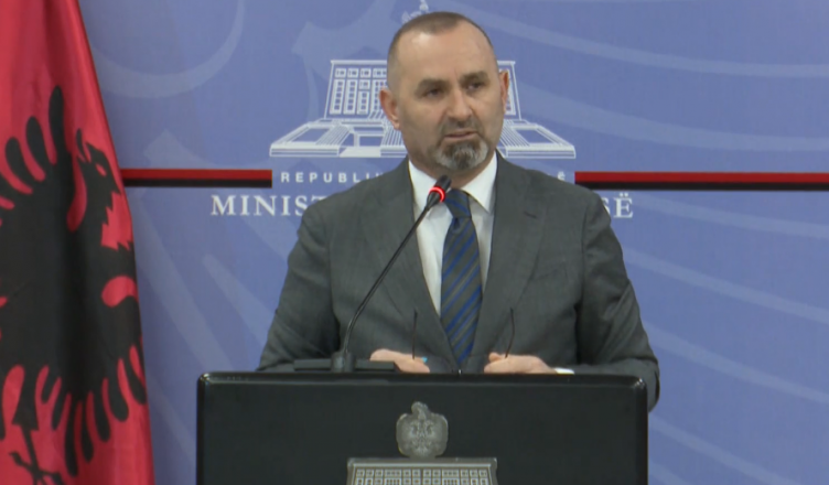 Manja: Sali Berisha, “elefanti në dhomë” për drejtësinë e re