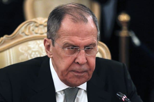 Lavrov: BE nuk ka më politikën e saj të jashtme, por ndjek atë të SHBA-ve