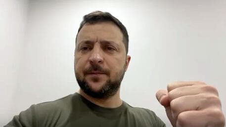 Zelensky: Jam gati të bisedoj me Putinin, por rusët duhet të largohen nga territori ynë