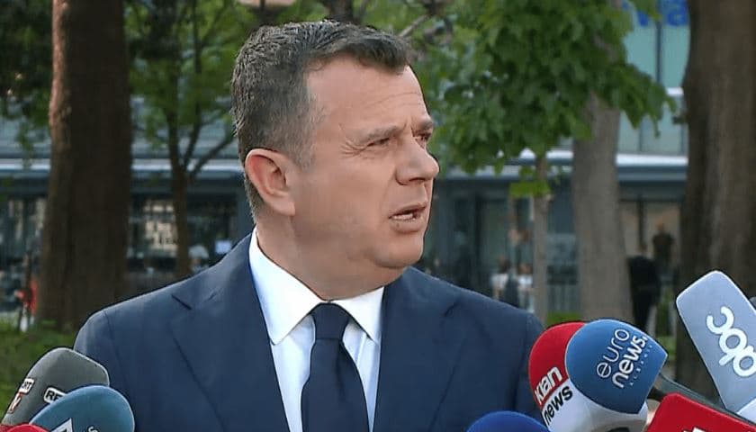  Boçi e Bylykbashi negociatorë për çështjen e Presidentit/ Balla: Nuk pranojmë propozime nga bota e përtejme