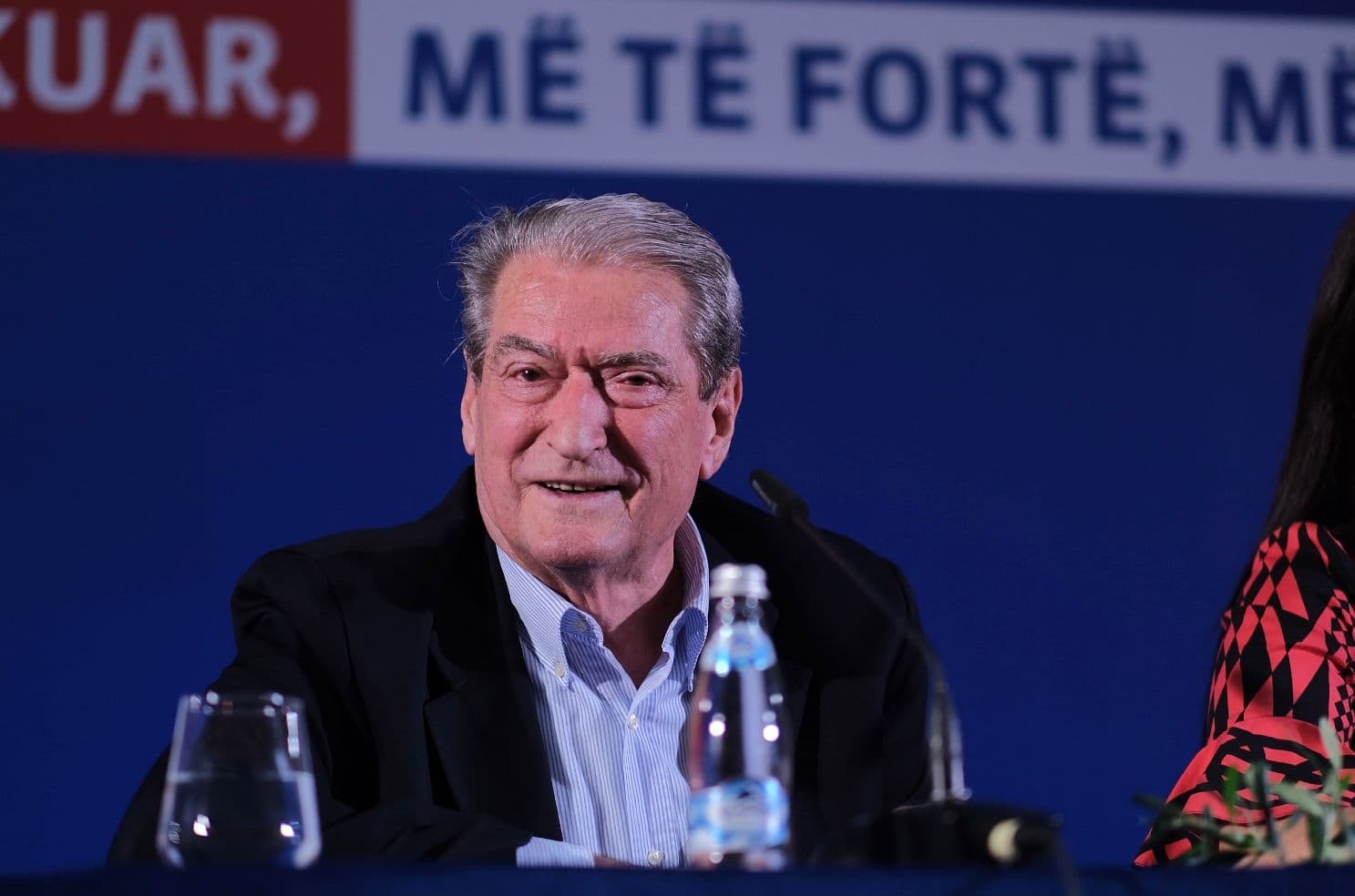 Berisha nis nga Elbasani fushatën për kryetar: Vota kundër rezolutës e turpshme! Të ngrihemi fuqishëm