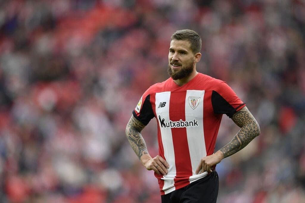 Barcelona interesohet për Inigo Martinez