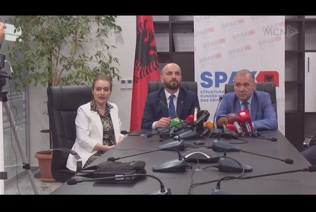 Operacioni SPAK/ Vrasjet me pagesë: Ekzekutohen 18 urdhër arreste, 13 në kërkim (VIDEO)
