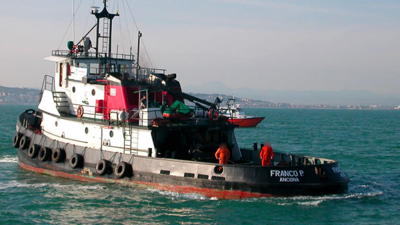 Ishte nisur për në Shqipëri, mbytet në brigjet e Anconës rimorkiatori, 2 të vdekur dhe 3 të zhdukur