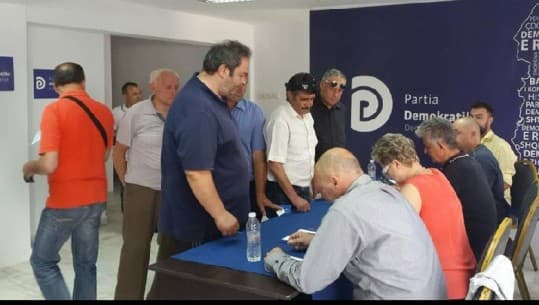 Të dielën votohet për kryetarin e PD-së, qendrat nuk mbyllen pa votuar personi i fundit