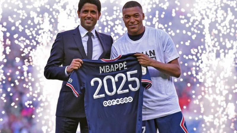 Sulmuesi i PSG, nënshkruan kontratë të re 3-vjeçare me kampionët francezë