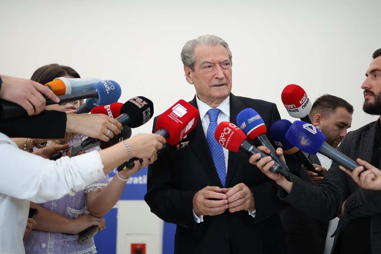 Zgjedhjet për kreun e PD-së, Berisha: Historike, po zhvillohet paralelisht me procesin mafioz të zgjedhjes së Presidentit
