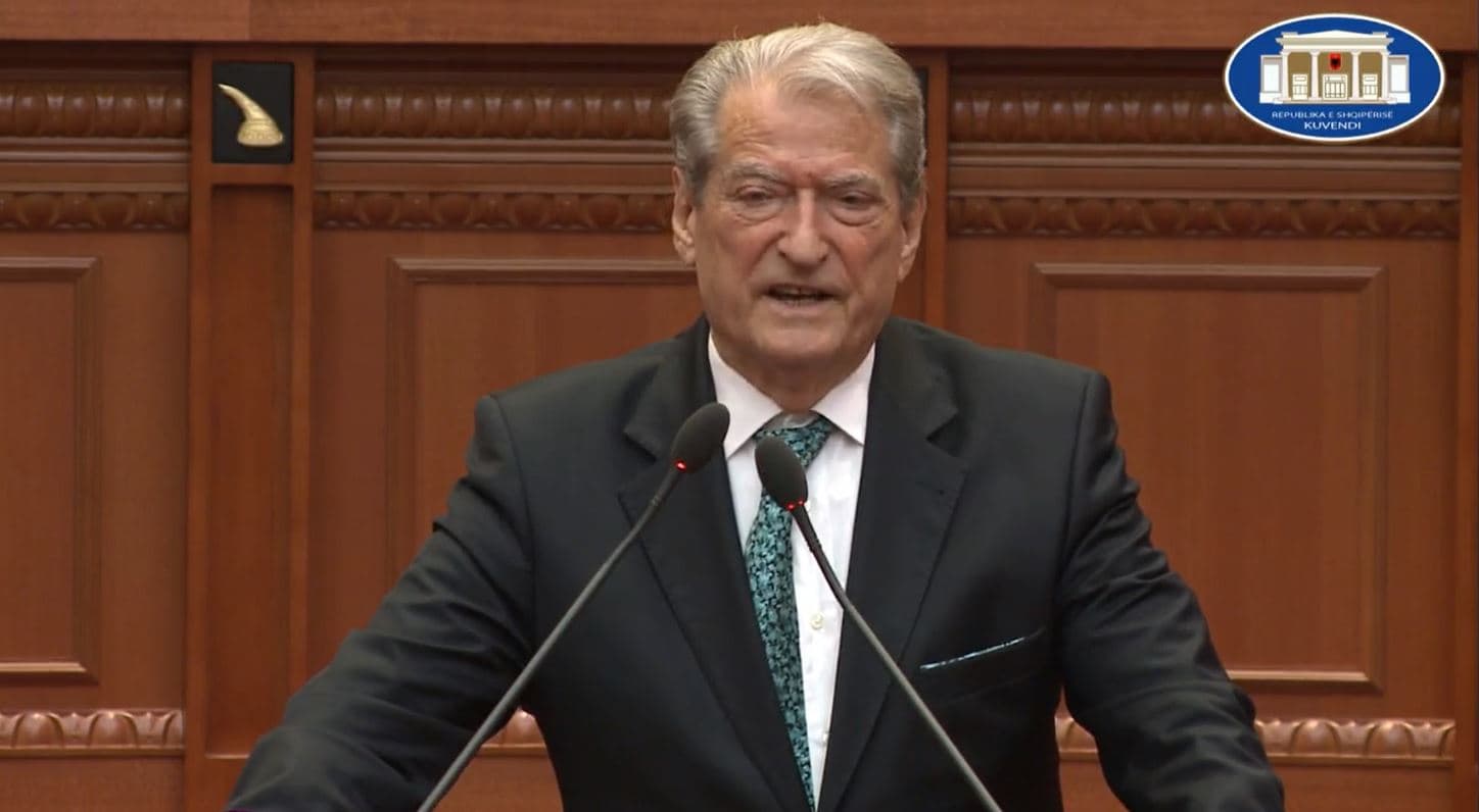 Berisha: Rama armik i fjalës së lirë, Veliaj varianti më i shëmtuar i zyrtarit për qëndrimin ndaj medias