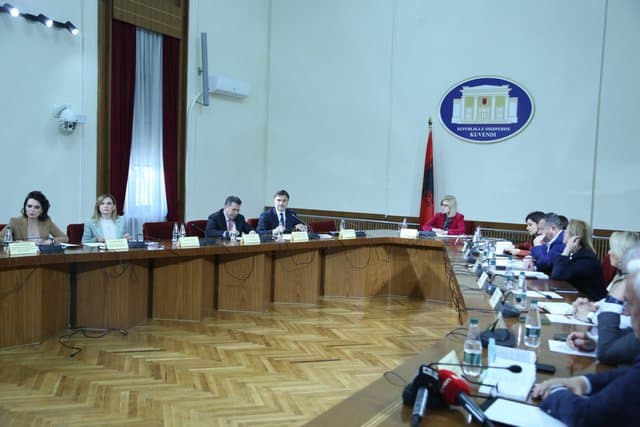   Sot Konferenca e Kryetarëve/ Caktohet data për raundin e tretë për zgjedhjen e Presidentit