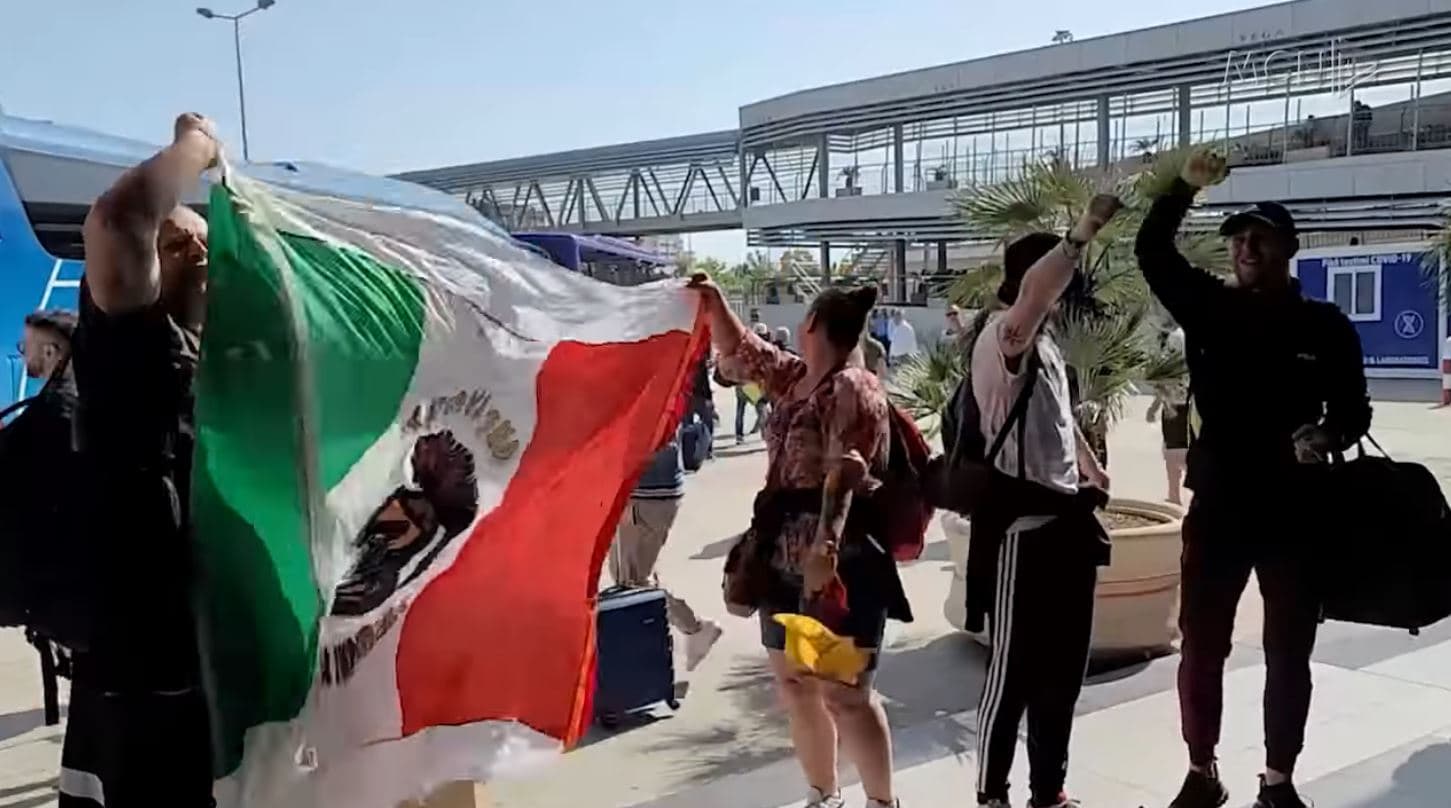 Tifozët italianë komentojnë trazirat: Janë normale në një finale (VIDEO)