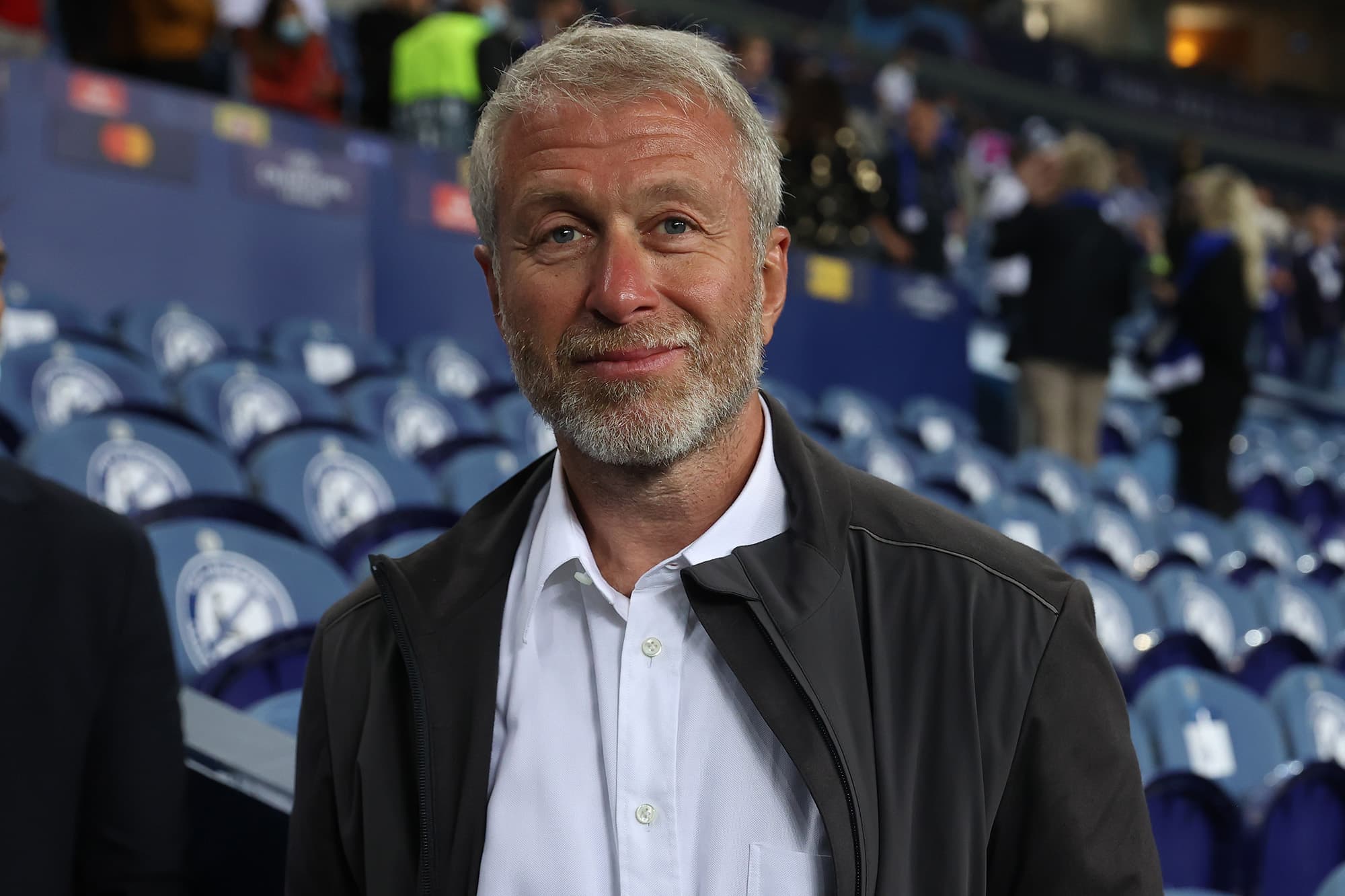 Pas dy dekadash, Abramovich shet Chelsean