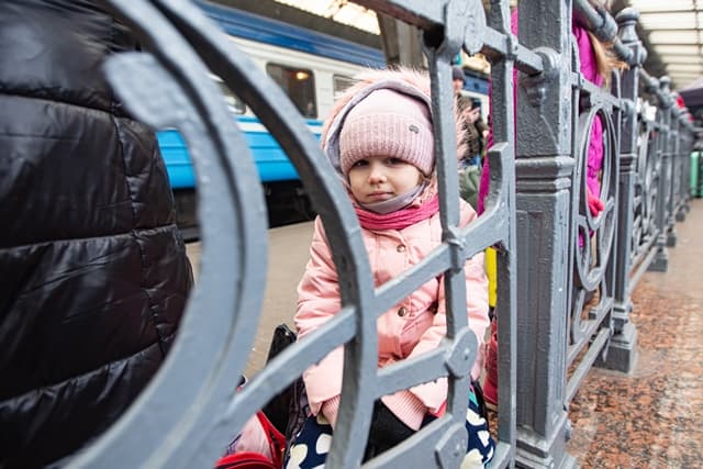 Këshilltari i Kievit në OKB: Rusia ka rrëmbyer të paktën 230 mijë fëmijë ukrainas