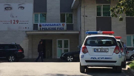 Të shpallur në kërkim për armëmbajtje pa leje dhe kultivim kanabisi, arrestohen dy persona në Fier