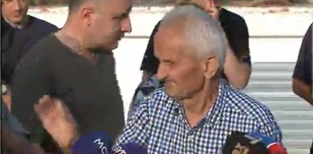 Unaza e Madhe/ Banorët e Kodrës së Priftit në protestë: Vlerësimi u bë me dron, jo nga ekspertët