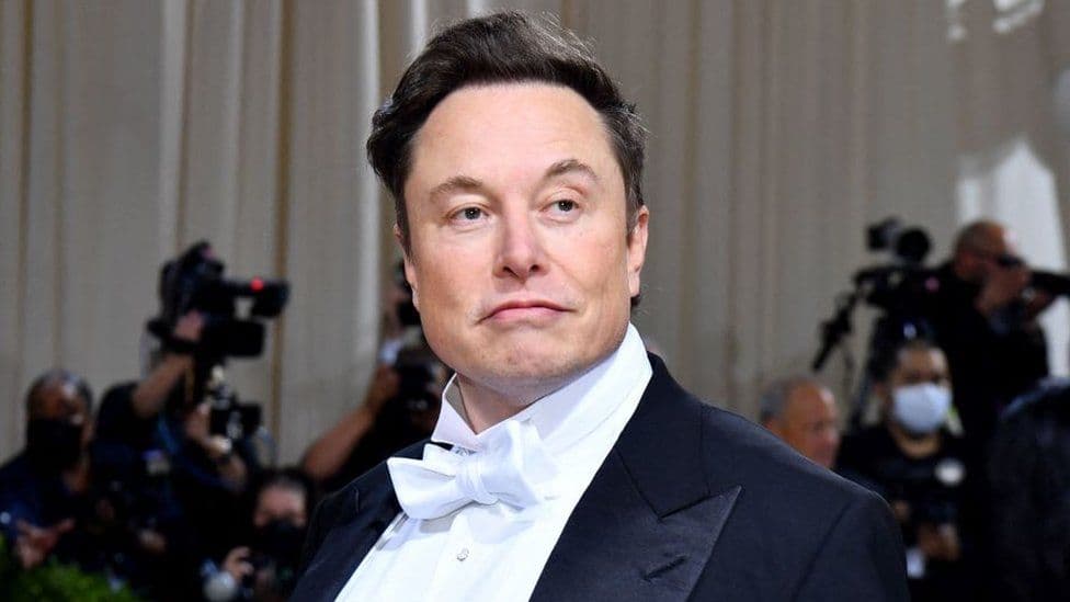 Investitorët e Twitter padisin Elon Musk dhe platformën për ofertën e blerjes